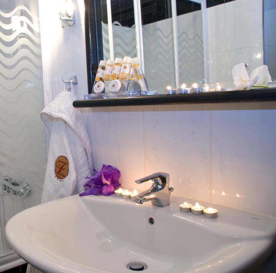 Otel Flisvos 3*