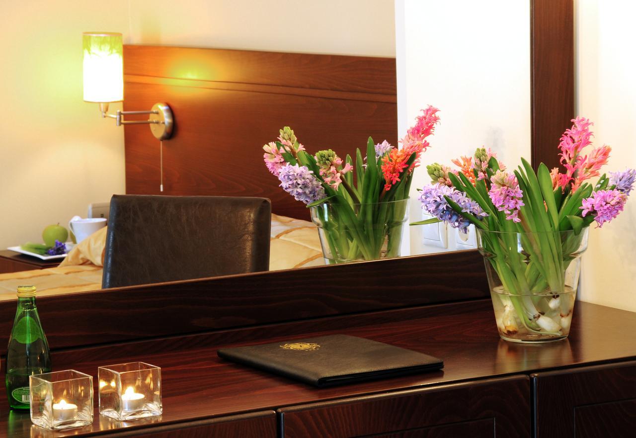 Flisvos Hotel 3*