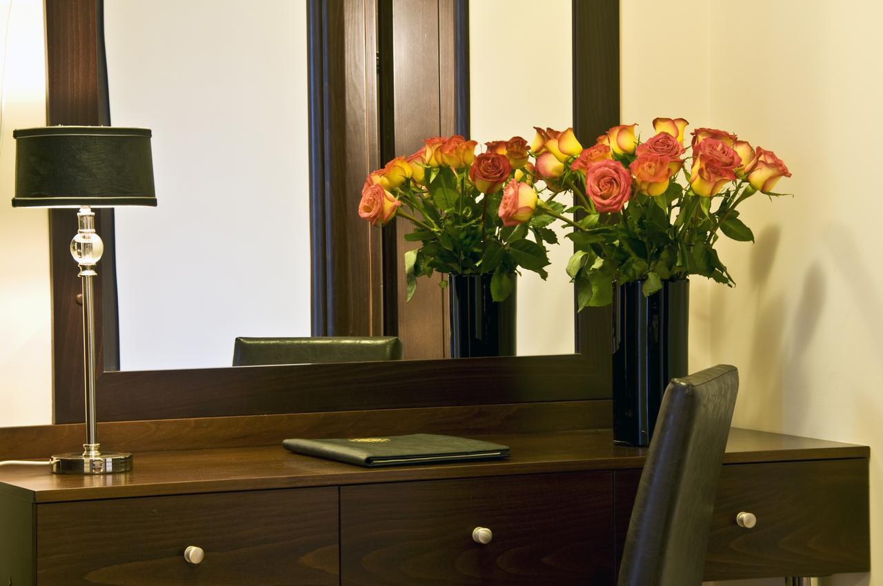Hotel Flisvos 3*